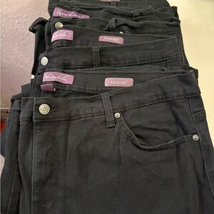 5 pairs of Gloria Vanderbilt Black Straight Leg Jeans